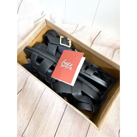 NIB Free People Hooked Fisherman Sandals Black Size 7 New - Picture 10 of 10